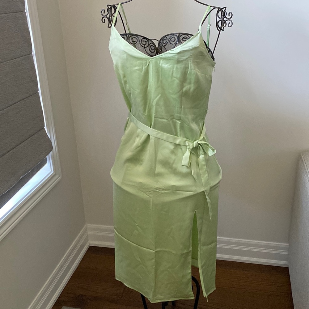 Abercrombie and fitch green silk dress. Brand new. - Picture 1 of 7
